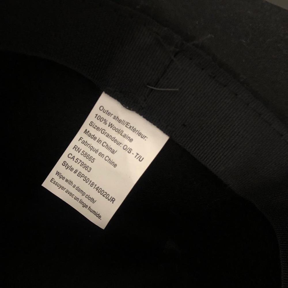 Black felt floppy hat